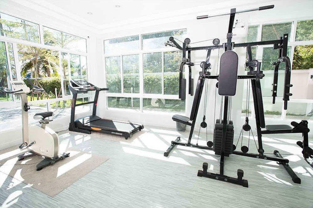 Bbg Seaside Luxurious Service Apartment Bang Saen Ngoại thất bức ảnh