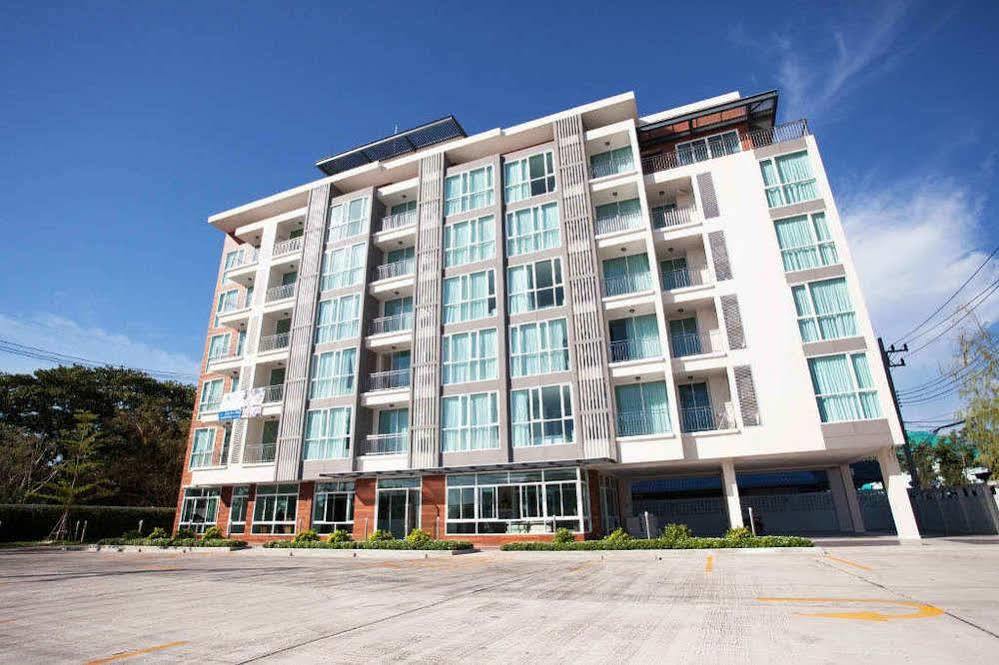 Bbg Seaside Luxurious Service Apartment Bang Saen Ngoại thất bức ảnh